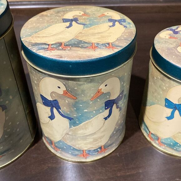 Vintage Nesting Blue Ribbon Duck Geese Metal Tin Canisters Set of 3 - Picture 3 of 10